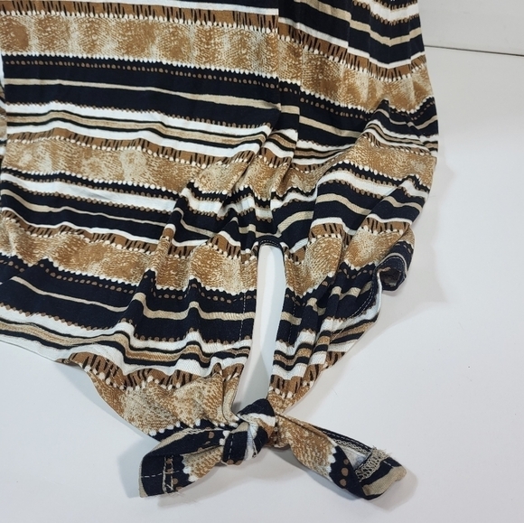 NWT Love & Legend Patterned Blouse - Picture 4 of 8